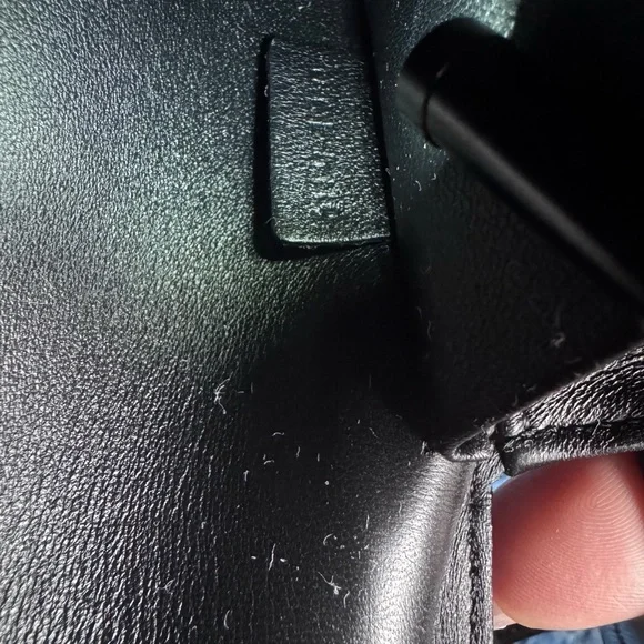 Celine Black Leather Crossbody Bag - Picture 14 of 16